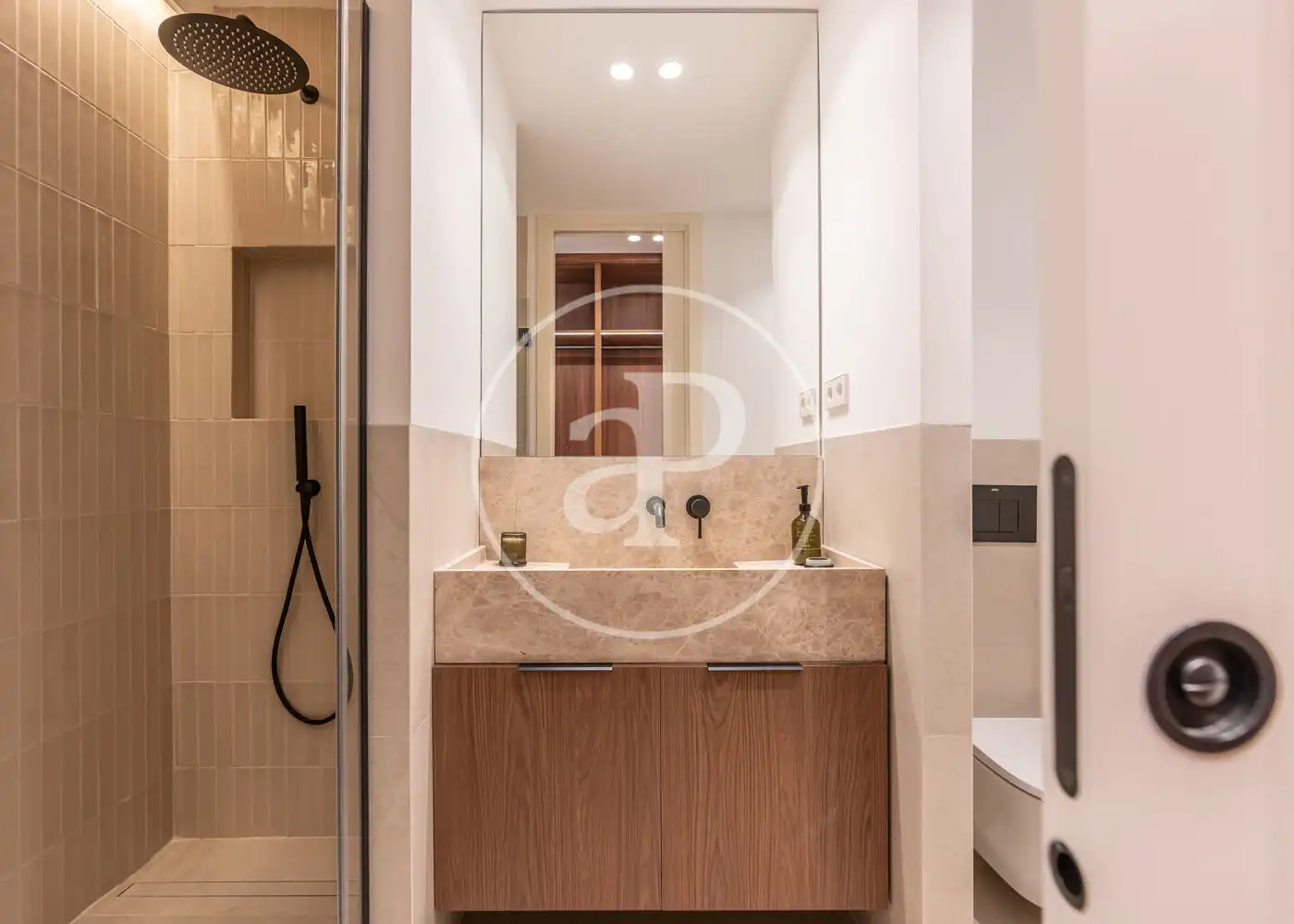 Bathroom of Flat for sale in Madrid  with Heating and Furnished