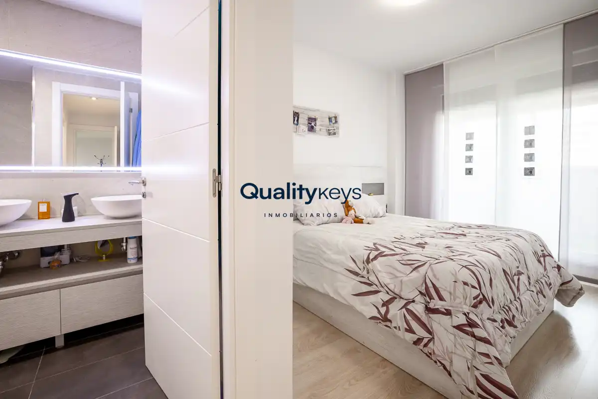 Habitación de Piso en venta en Madrid con Aire acondicionado, Calefacción y Terraza
