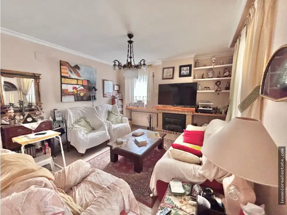 Sala d'estar de Casa o xalet en venda en Benicasim / Benicàssim amb Terrassa i Piscina