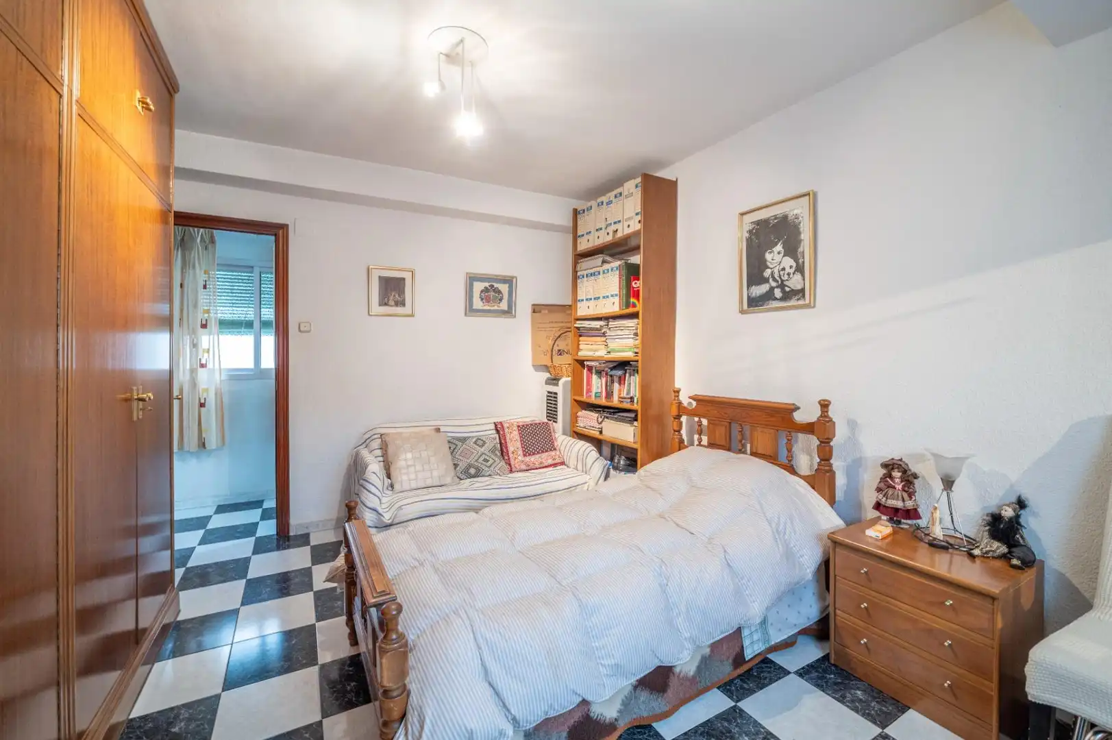 Flat for sale in Calle Santa Clara, Barrio de Zaidín