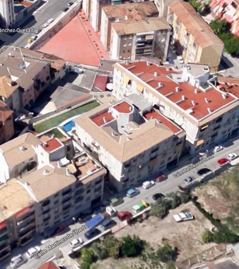 Foto 2 de Garatge de lloguer a Calle Martínez de Úbeda, Linarejos, Jaén