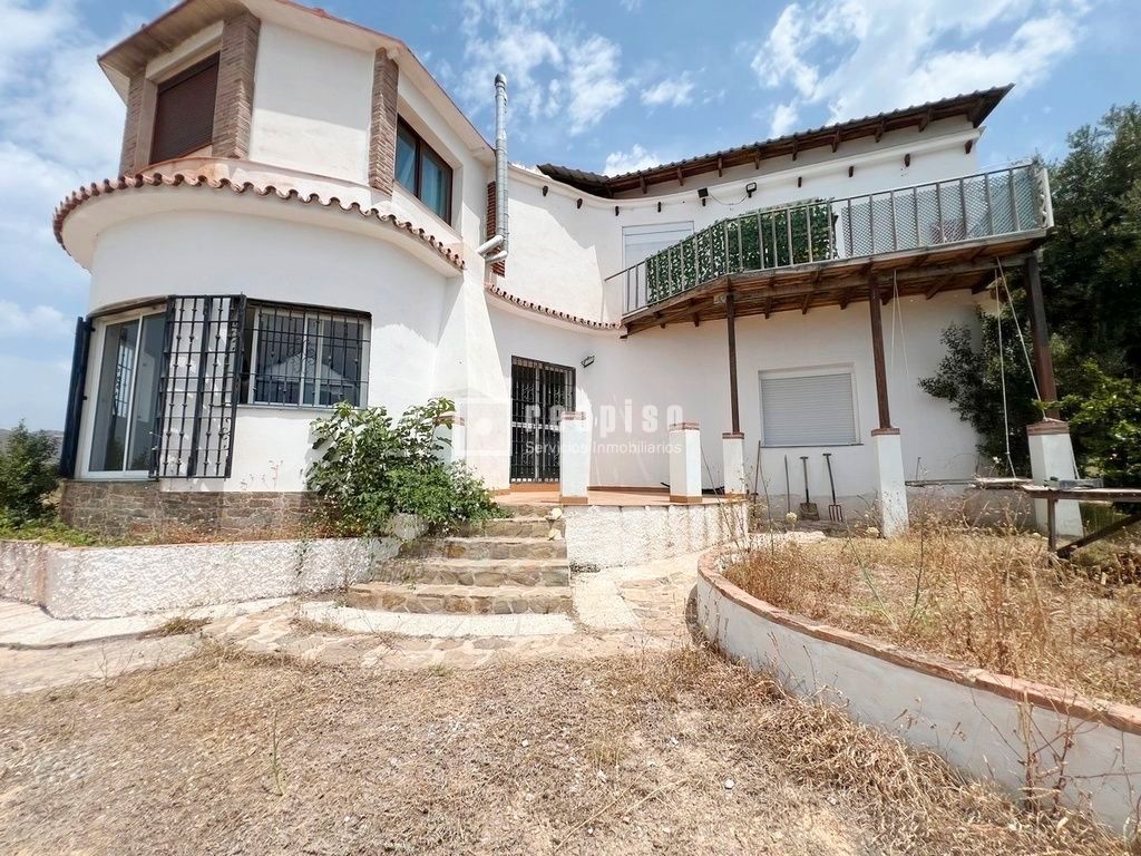 Vista exterior de Casa o xalet de lloguer en Rincón de la Victoria amb Traster i Piscina