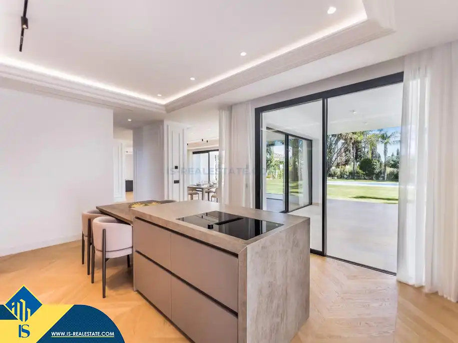 Chalet con piscina en venta en Elviria - Cabopino, imagen 11