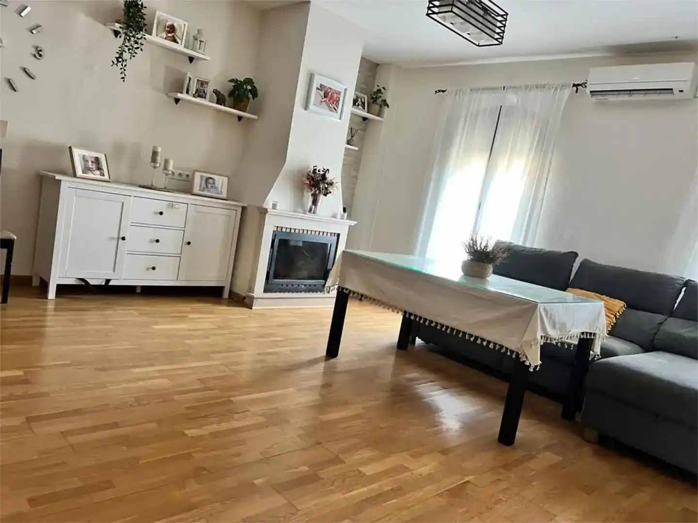 Sala de estar de Piso en venta en Fuenteheridos con Parquet y Balcón