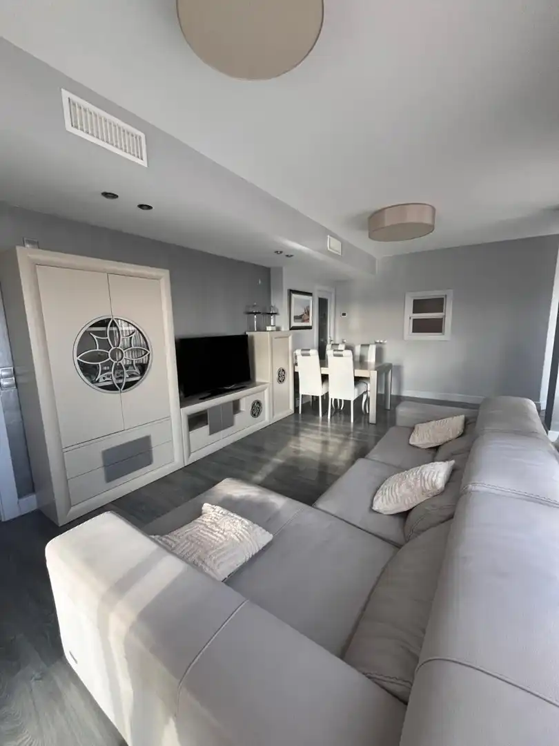 Sala de estar de Piso en venta en Águilas con Aire acondicionado, Parquet y Terraza