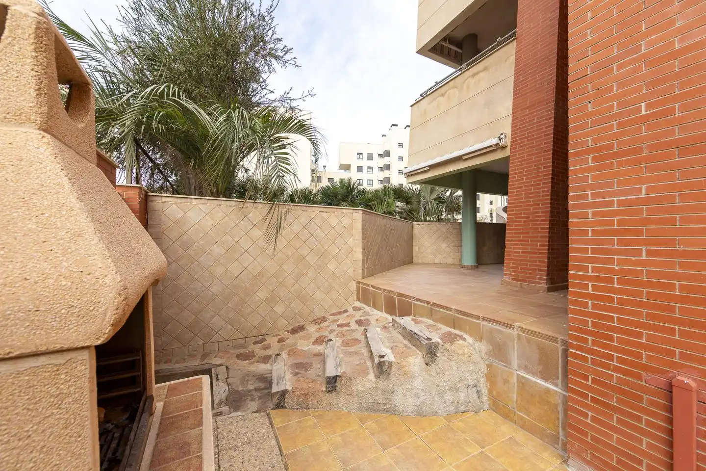 Terrace of Ground floor for sale in Almería  with Air Conditioner, Terrace and Storage room