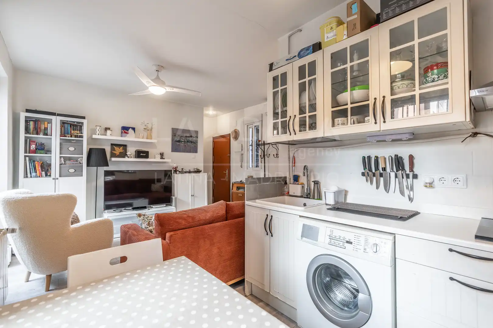 Cocina de Piso en venta en Madrid con Calefacción y Balcón