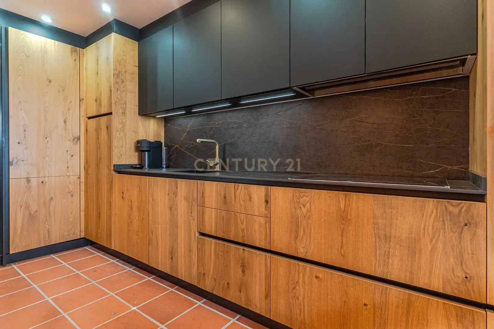 Cocina de Dúplex en venta en Zona alta