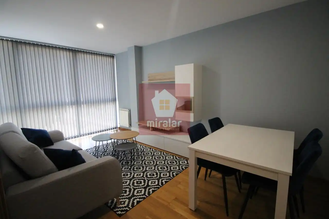 Wohnzimmer von Wohnung zur Miete in Salvaterra de Miño mit Heizung und Möbliert