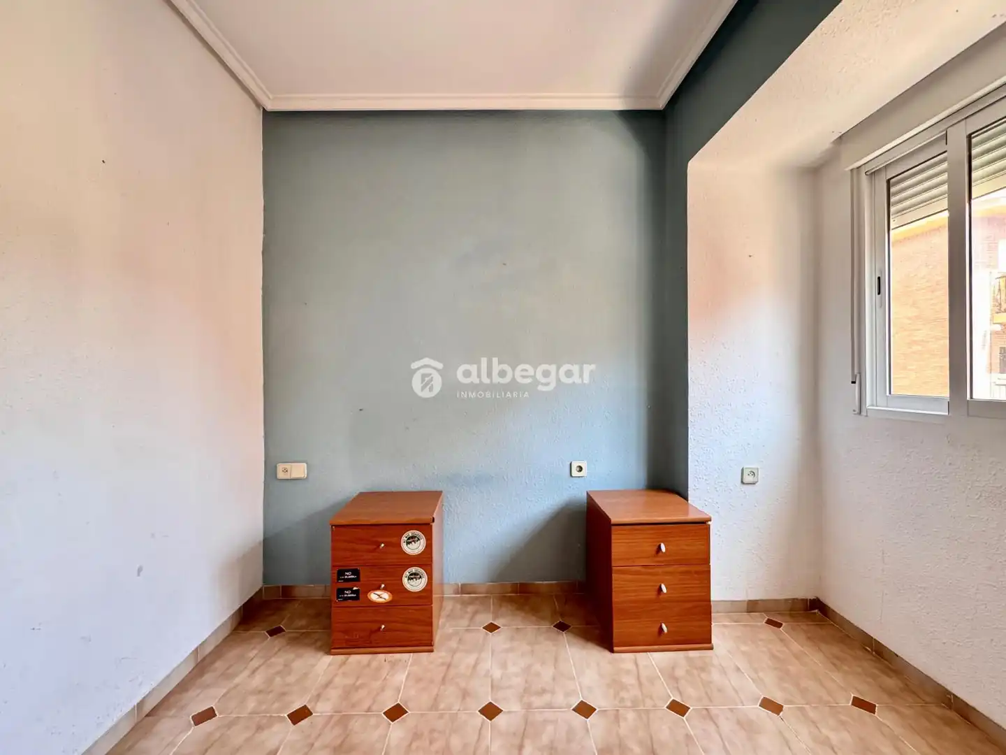 Habitación de Piso en venta en Valencia con Terraza, Trastero y Horno