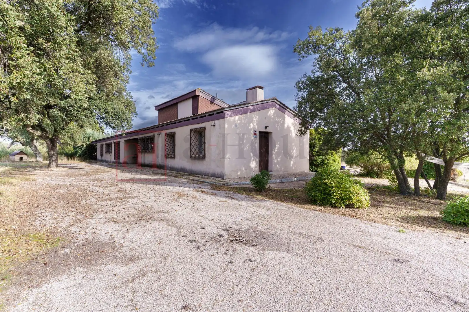 Vista exterior de Finca rústica en venda en Villanueva de la Cañada amb Calefacció, Jardí privat i Piscina