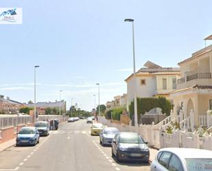 Vista exterior de Casa adosada en venda en Santa Pola amb Terrassa i Balcó