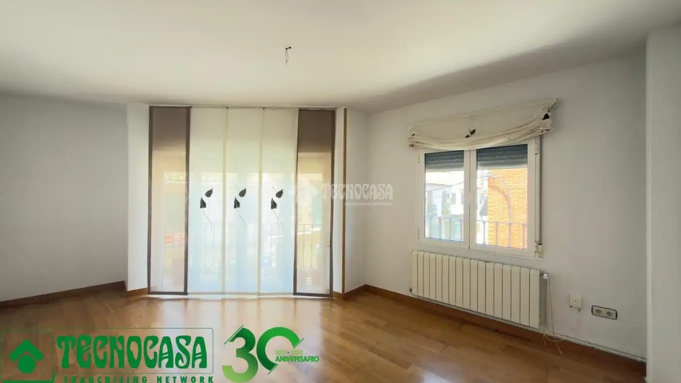 Flat with lift for sale in Quintanar de la Orden, imagen 8