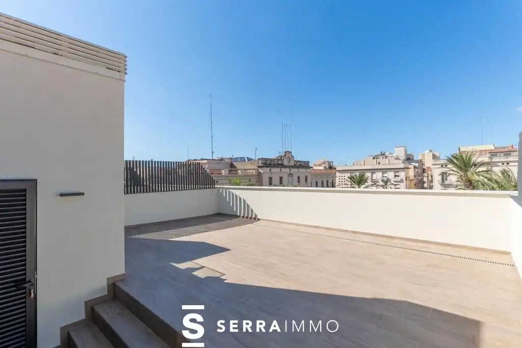 Terraza de Ático en venta en Vilanova i la Geltrú con Aire acondicionado, Terraza y Balcón