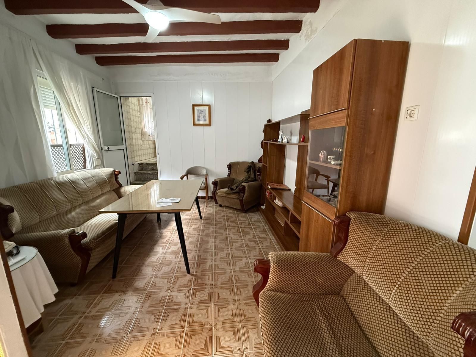 Living room of Single-family semi-detached for sale in Gelves  with Air Conditioner and Storage room