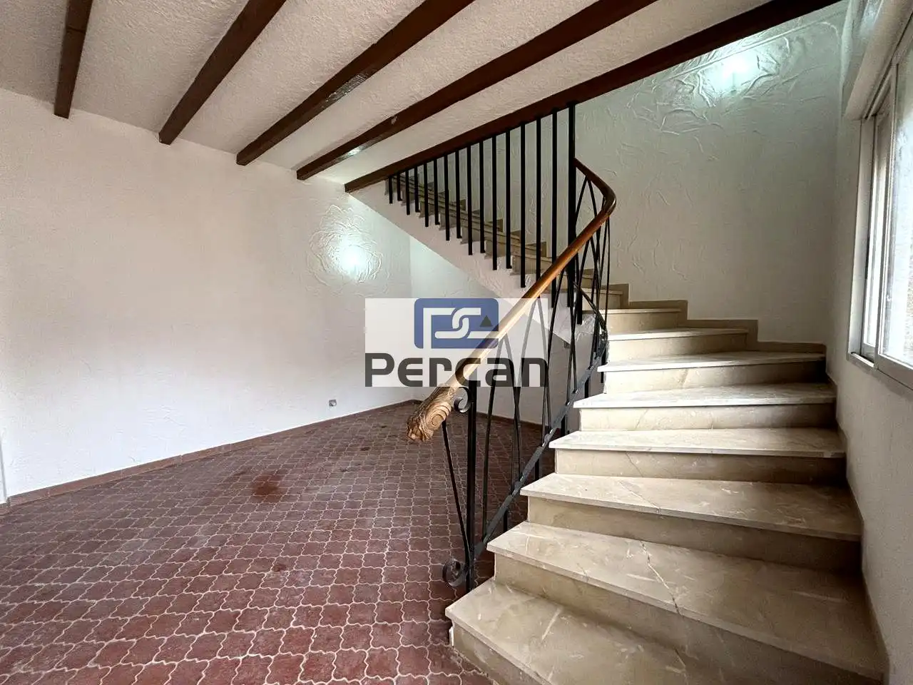 Casa rústica amb jardí de lloguer a Nuches, imagen 5