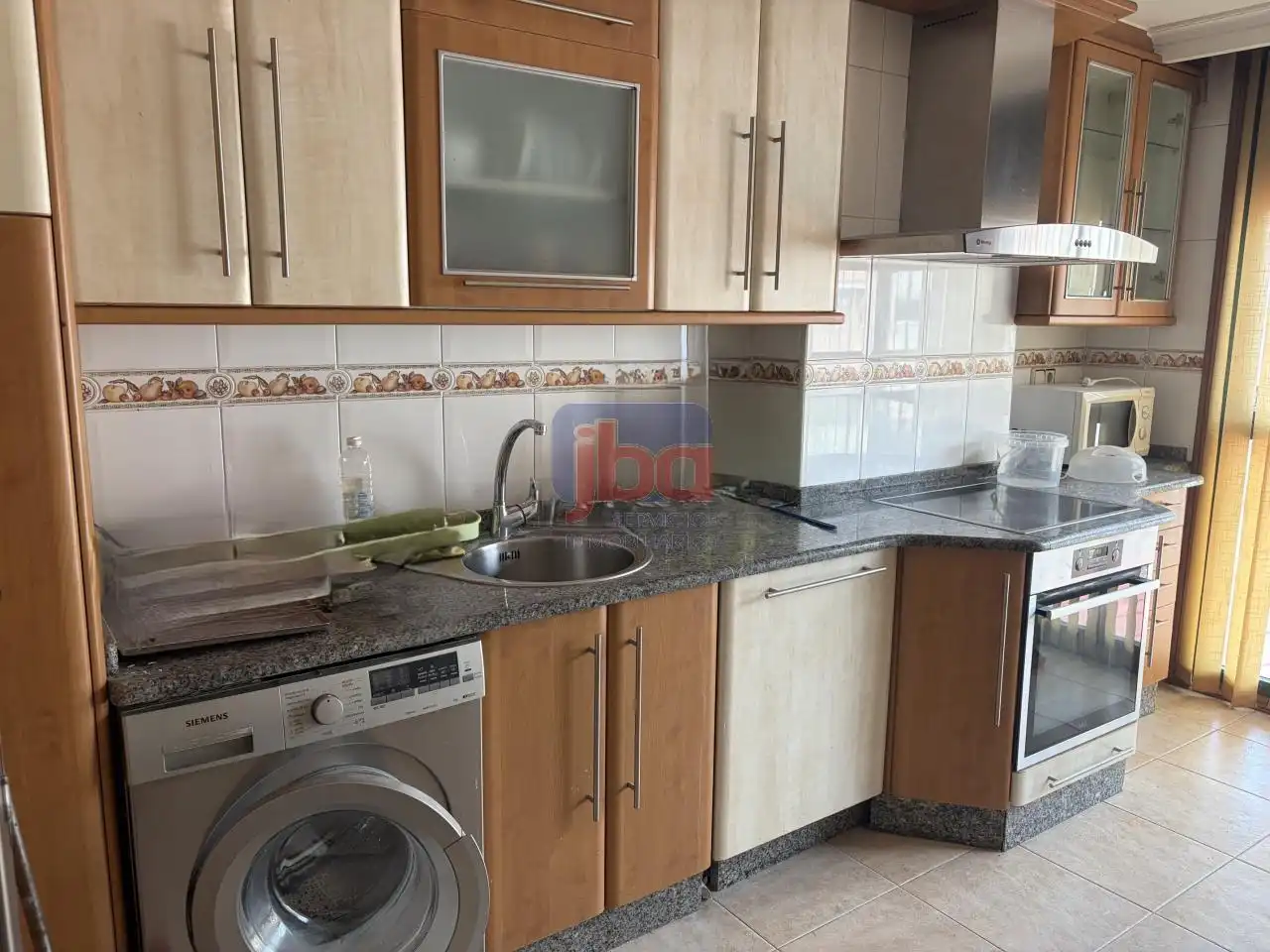 Cocina de Piso de alquiler en Ourense Capital  con Calefacción y Amueblado