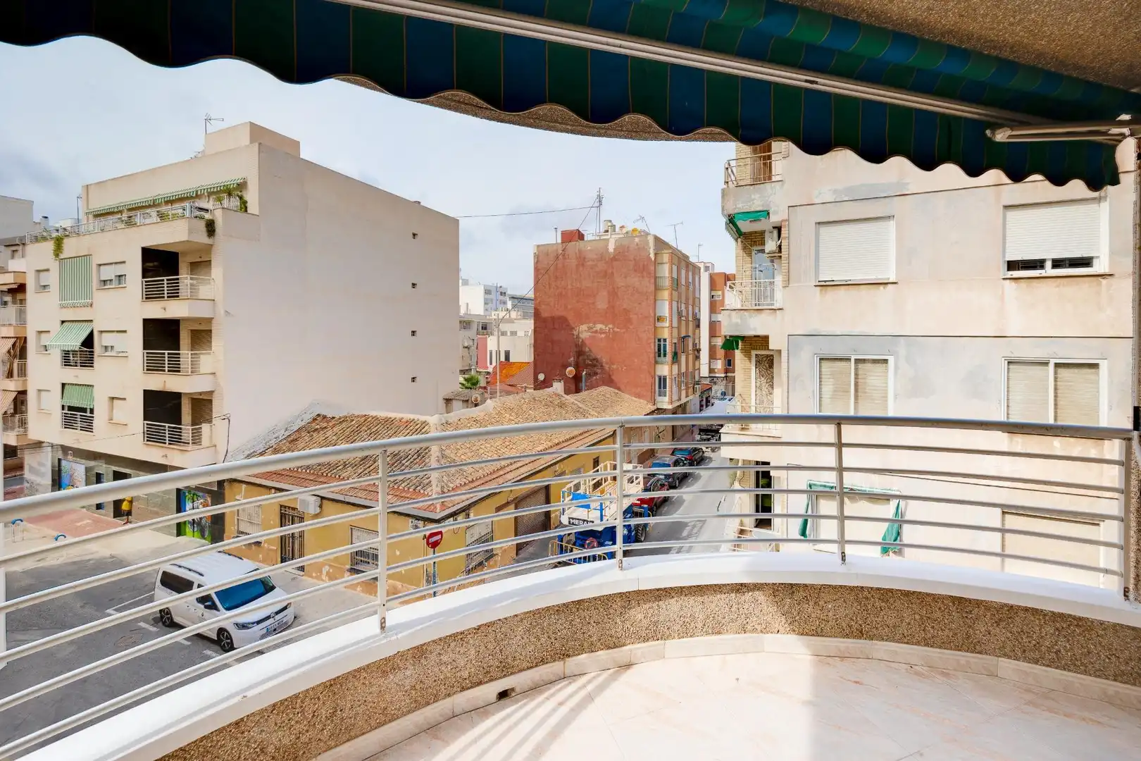 Apartamento con ascensor en venta en Calle GUMERSINDO