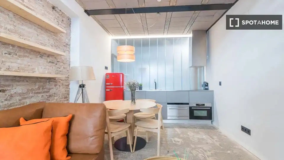 Habitació a Sant Gervasi- Galvany
