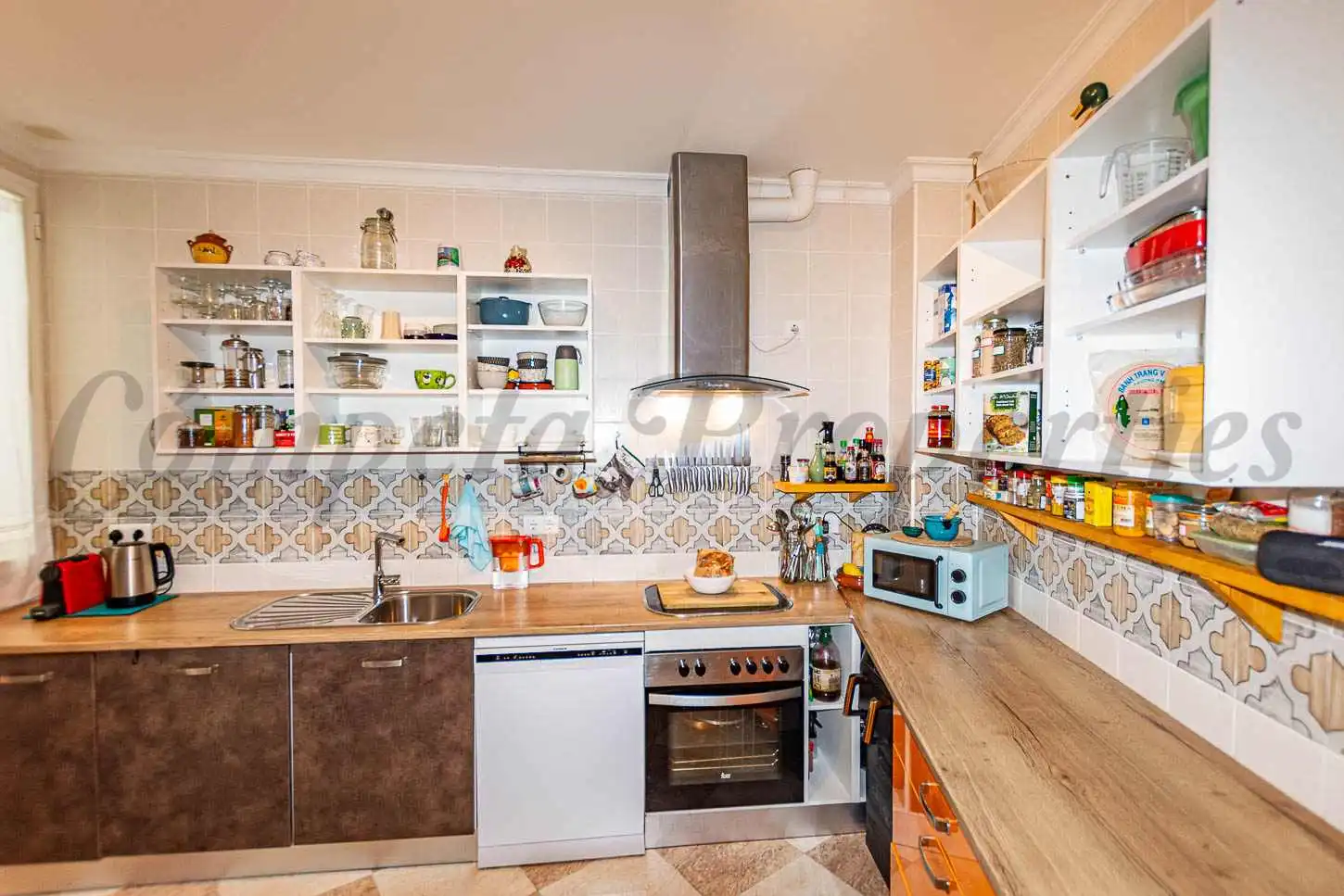 Kitchen of Apartments for sale in Frigiliana  with Furnished and Balcony