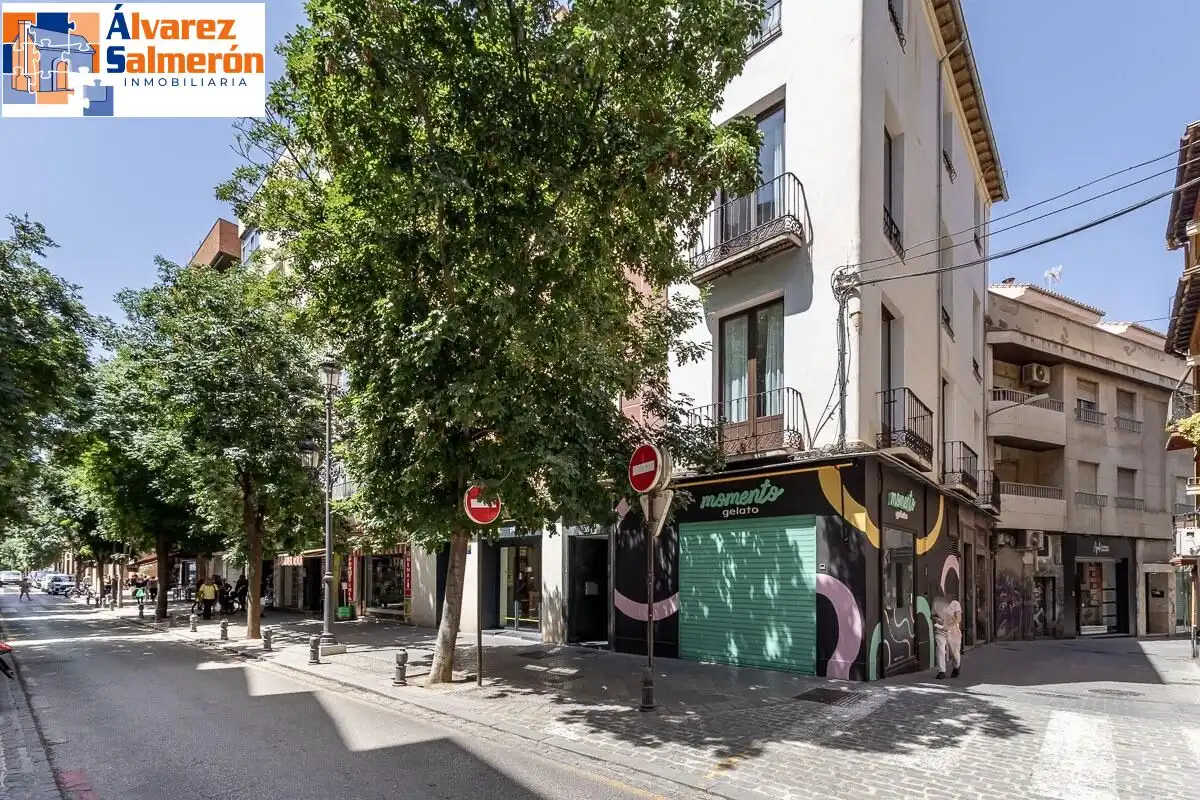Vista exterior de Ático en venta en Granada con Terraza