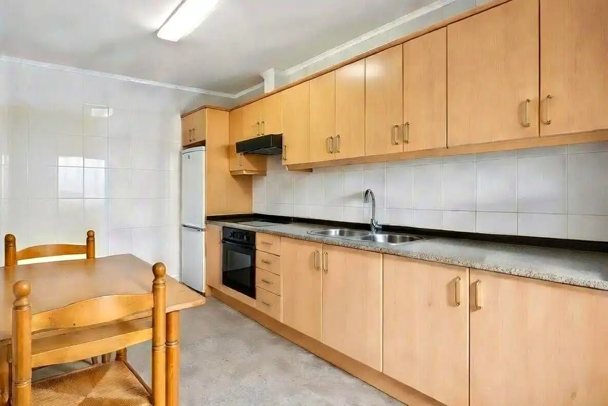 Cuina de Casa o xalet en venda en Castellón de la Plana / Castelló de la Plana amb Aire condicionat, Calefacció i Terrassa