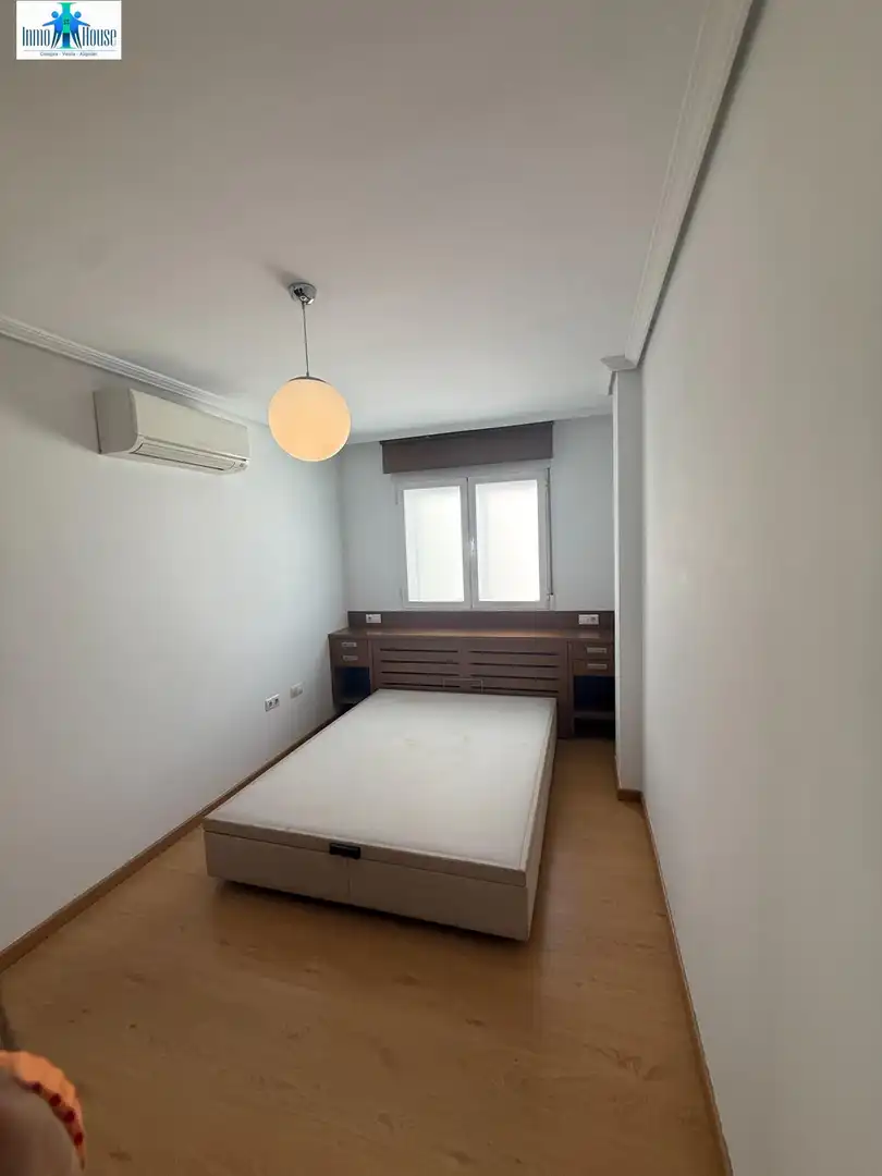 Dormitori de Àtic en venda en Albacete amb Aire condicionat, Calefacció i Parquet