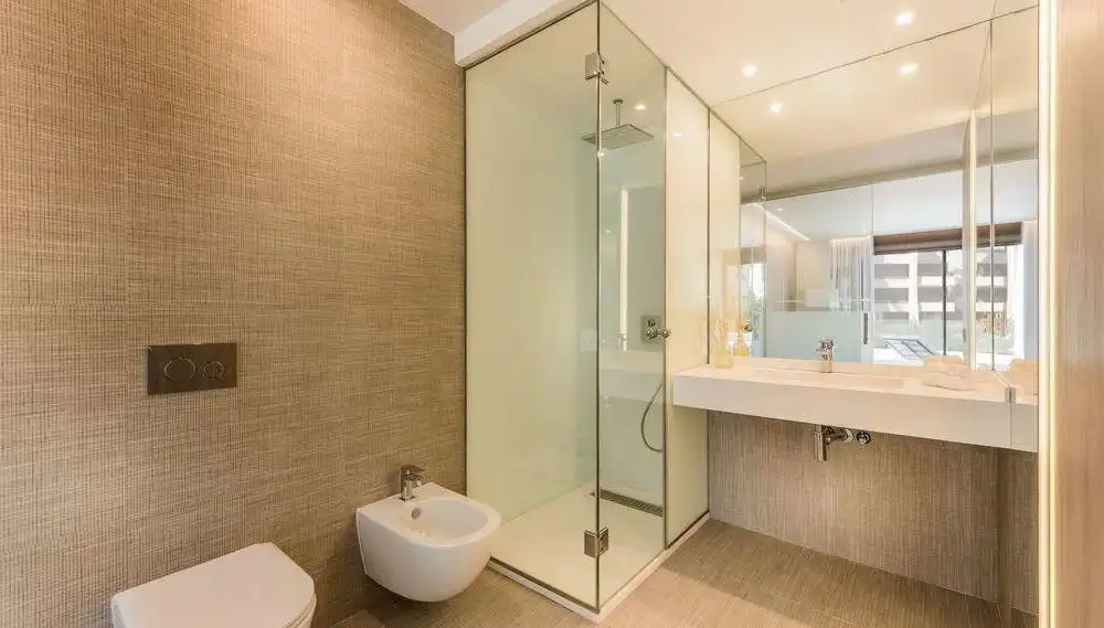 Bathroom of Attic for sale in Marbella  with Air Conditioner, Heating and Terrace