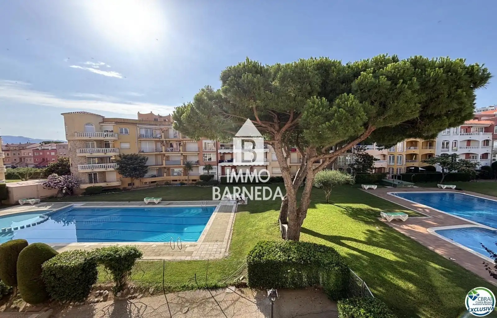 Garden of Flat for sale in Empuriabrava  with Air Conditioner, Heating and Swimming Pool