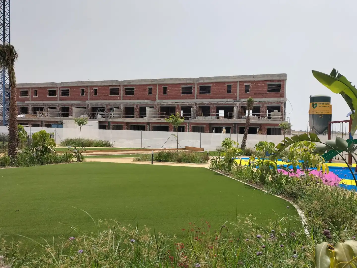 Vista exterior de Planta baja en venta en Monforte del Cid con Aire acondicionado, Calefacción y Terraza