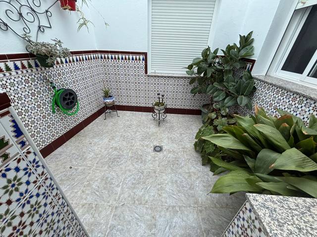 Casa adosada en Venta en Cuevas Bajas
