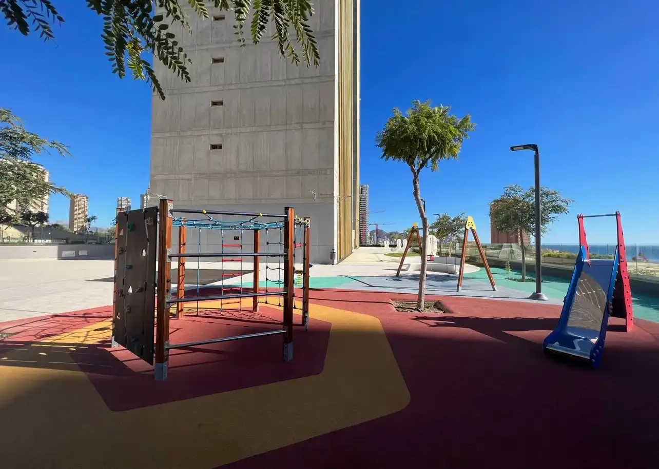 Exterior view of Flat for rent in Benidorm  with Furnished, TV and Balcony
