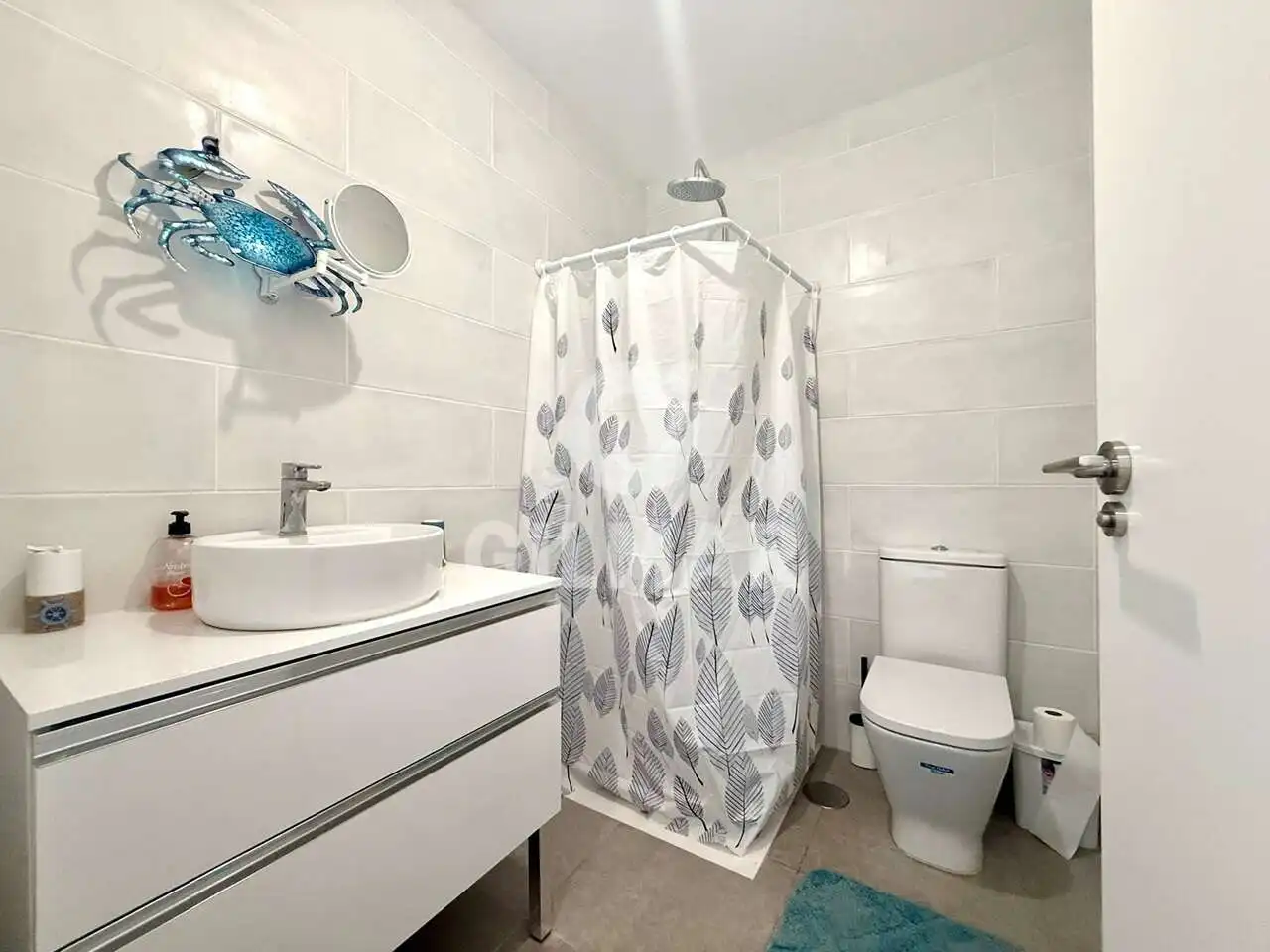 Baño de Apartamento en venta en Guía de Isora con Amueblado y Balcón