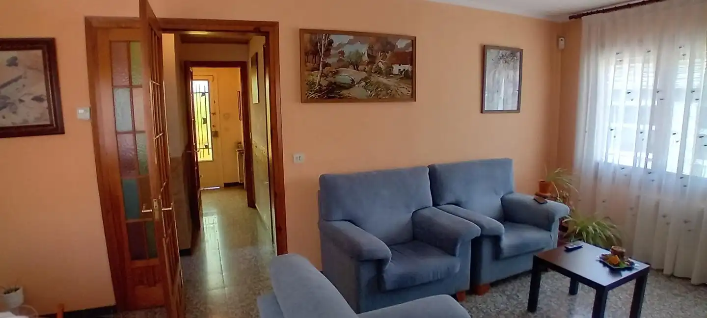 Sala d'estar de Casa o xalet en venda en Centelles amb Calefacció i Jardí privat