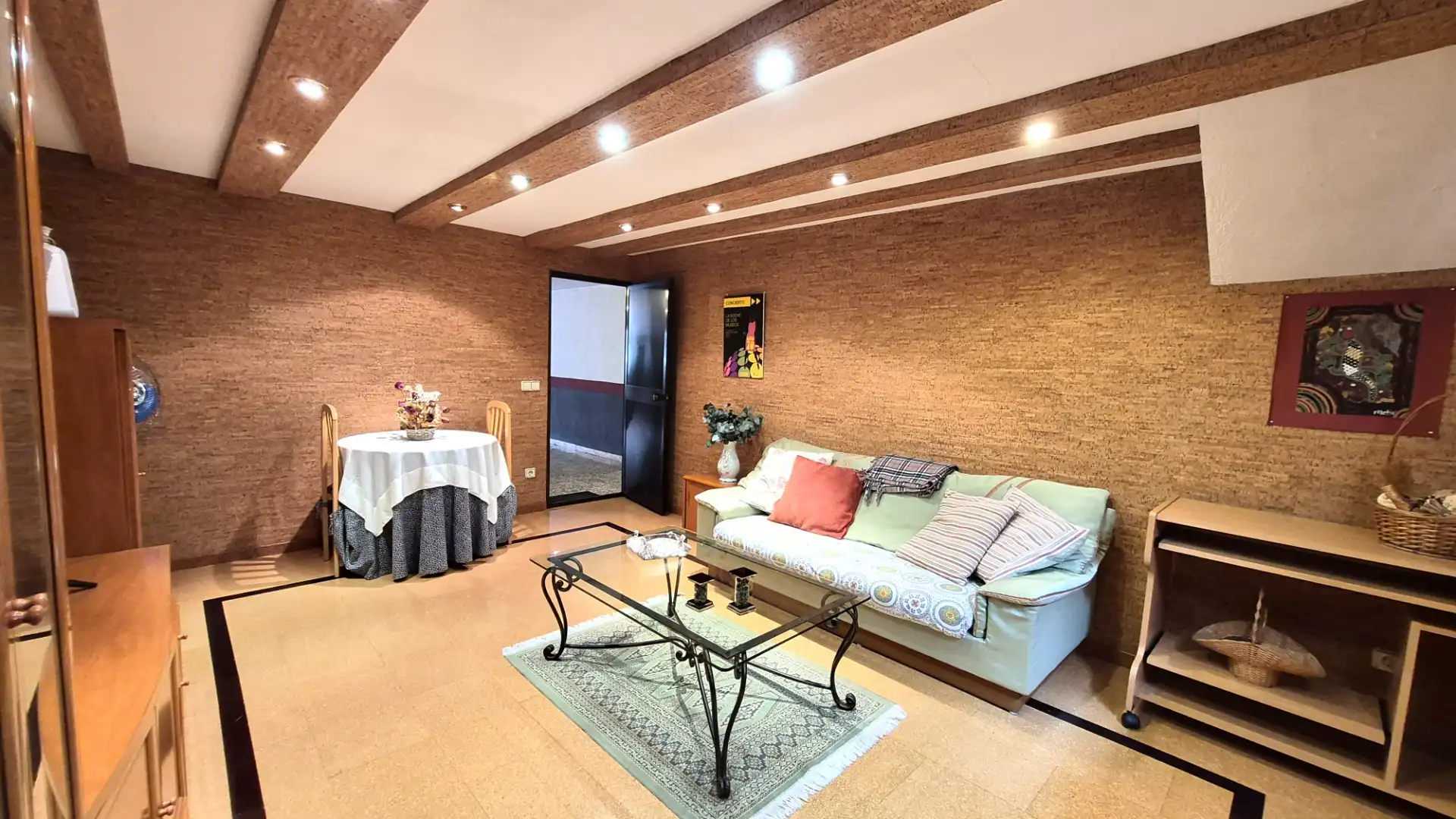 Sala d'estar de Casa o xalet en venda en Alcalá de Henares amb Aire condicionat, Calefacció i Parquet