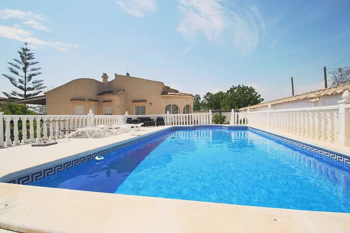 Villa avec piscine à vendre à Cam. lo Perpen, imagen 2