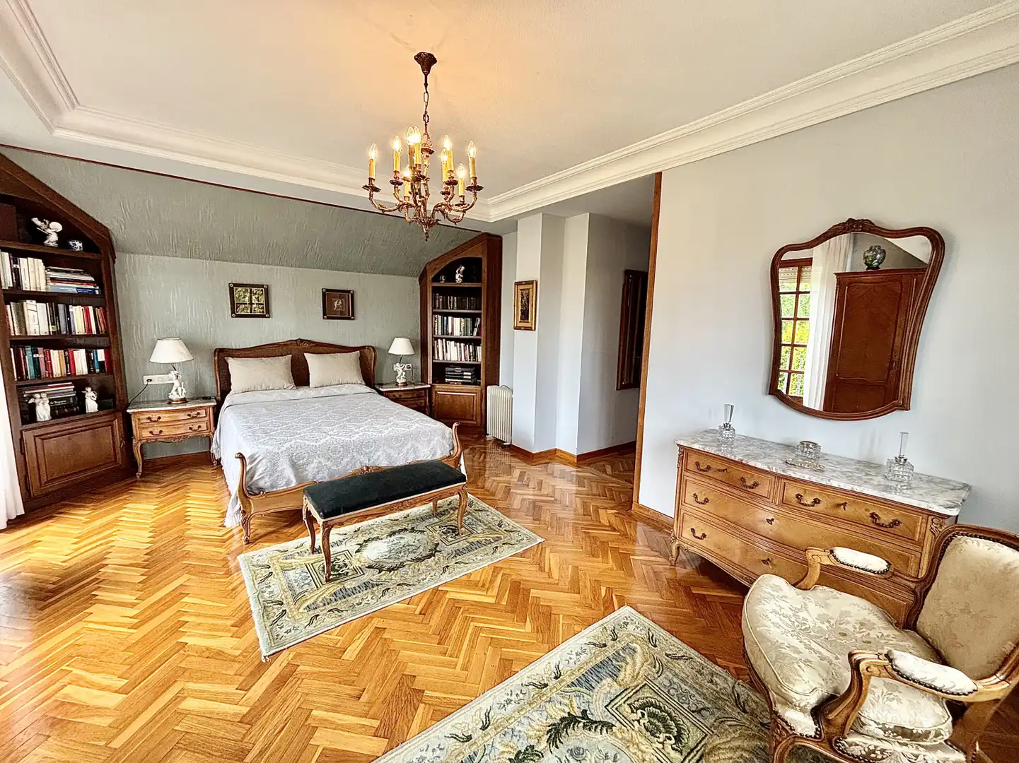 Bedroom of Houses for sale in Sariego  with Heating, Private garden and Parquet flooring