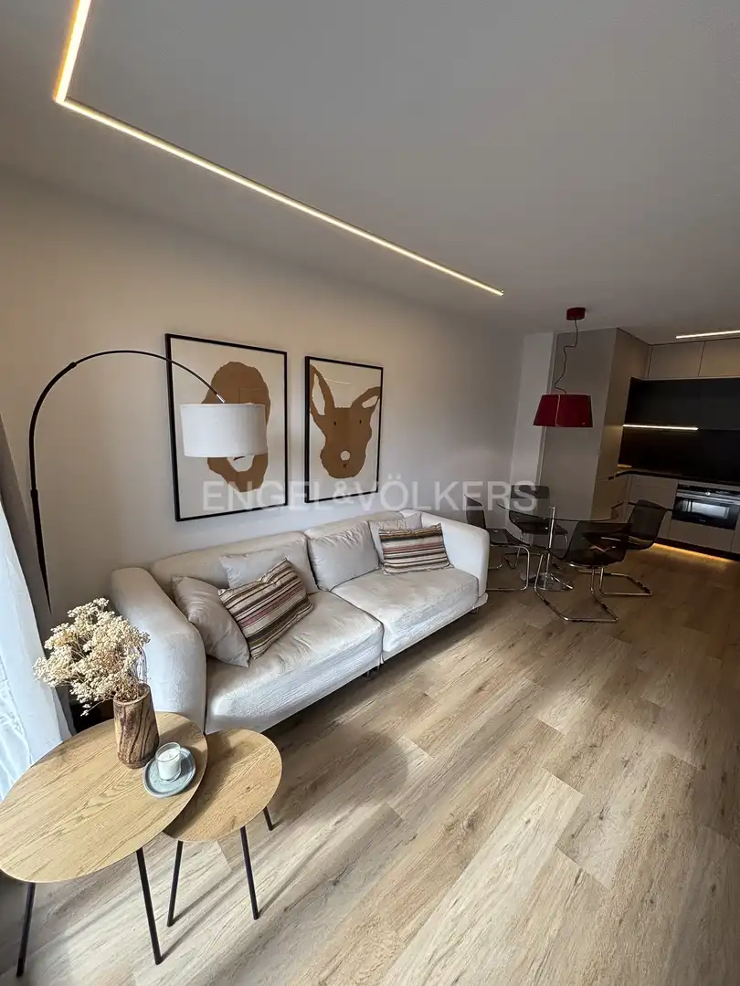 Wohnzimmer von Wohnung zur Miete in Esplugues de Llobregat mit Klimaanlage, Heizung und Parkett