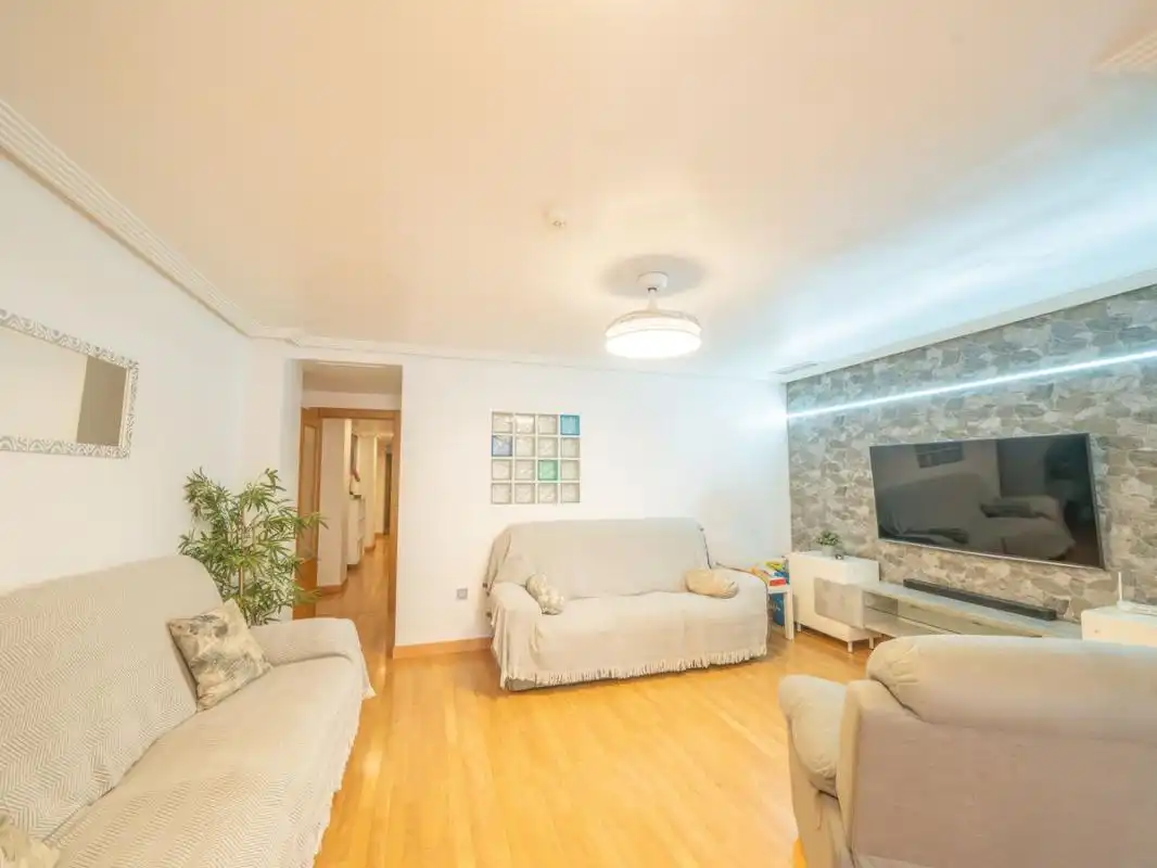 Flat with terrace for sale in C. los Molinos, imagen 4