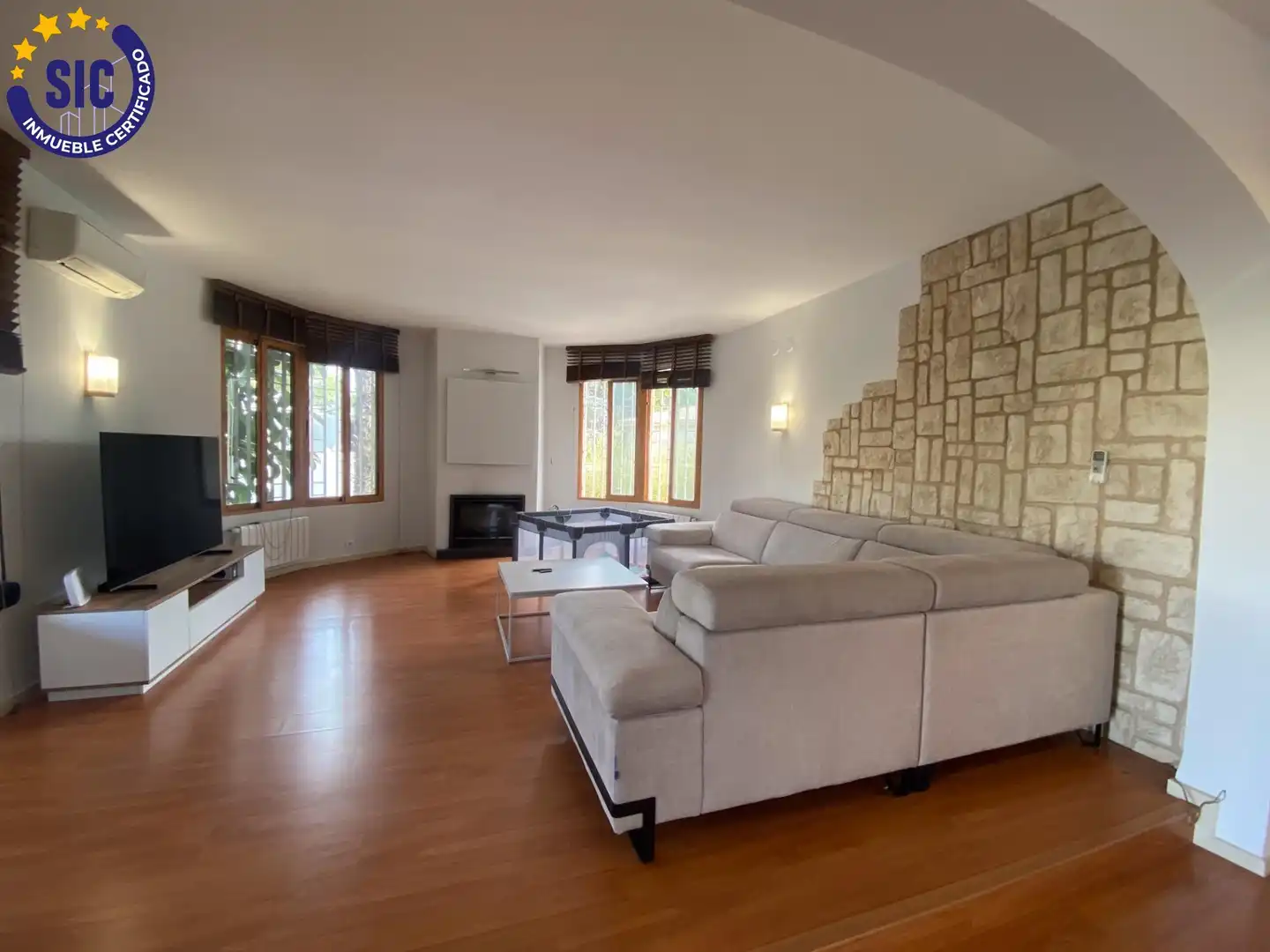 Sala de estar de Casa o chalet en venta en Torrent con Aire acondicionado, Calefacción y Jardín privado