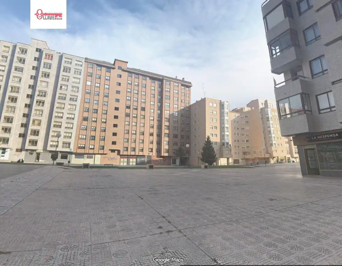 Vista exterior de Pis en venda en Burgos amb Calefacció, Parquet i Traster