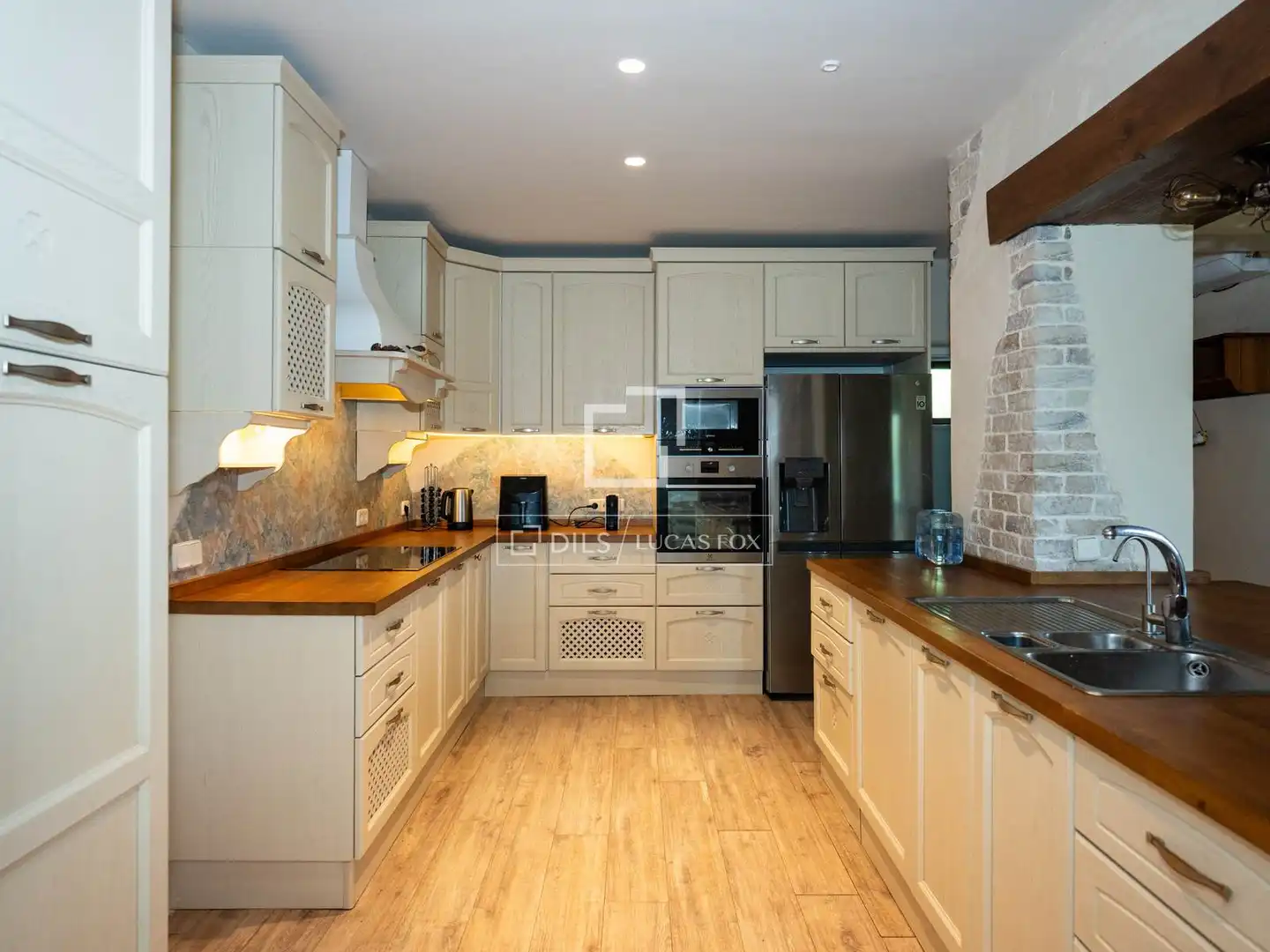 Kitchen of Houses for rent in Madrid  with Air Conditioner, Heating and Private garden