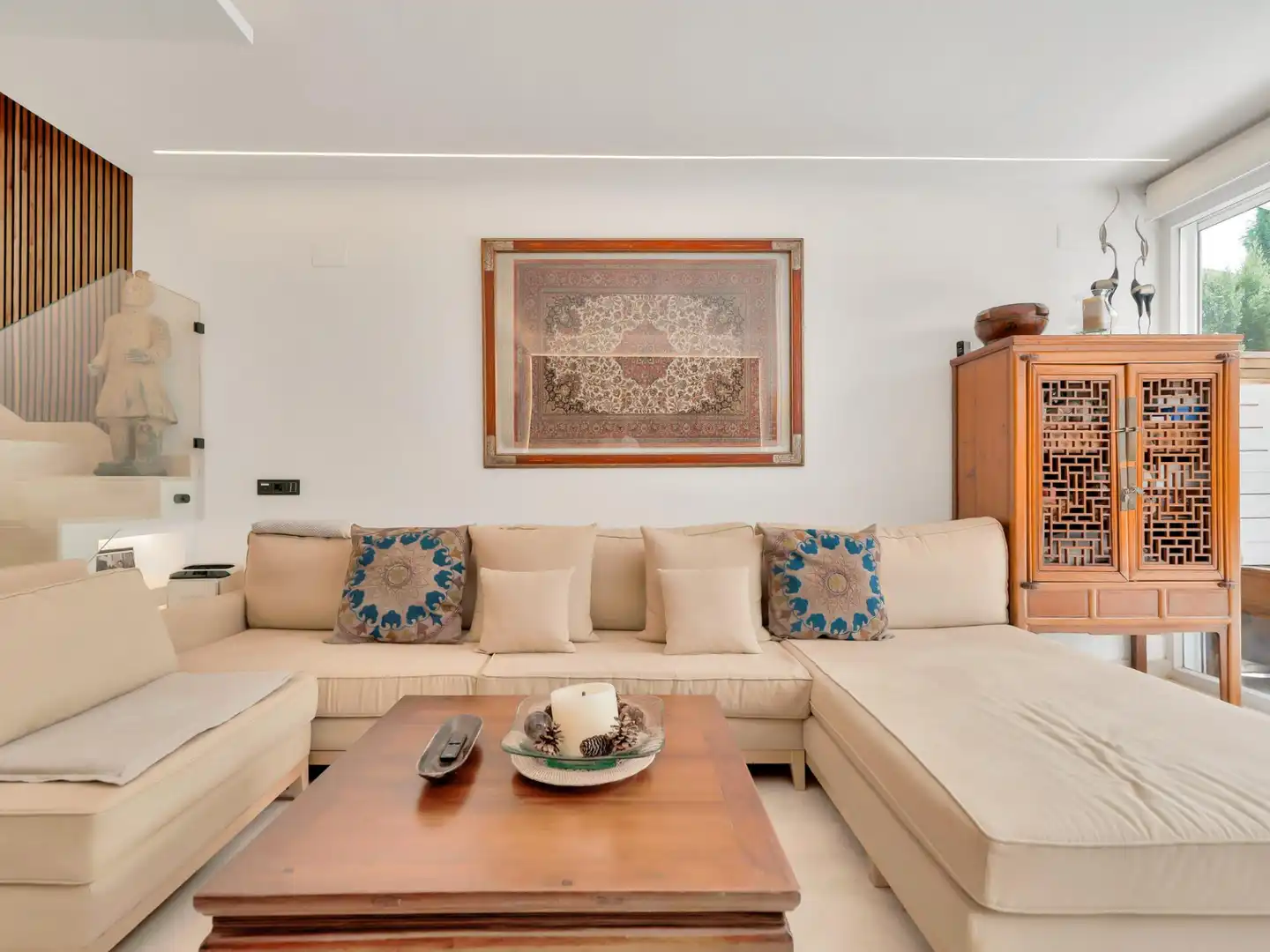 Living room of Detached homes for sale in Marbella  with Private garden, Alarm and Community pool