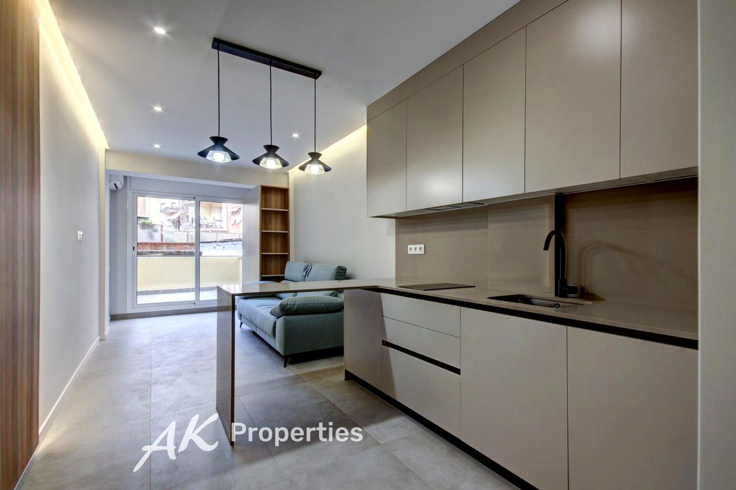 Kitchen of Study for sale in  Barcelona Capital  with Air Conditioner, Terrace and Furnished