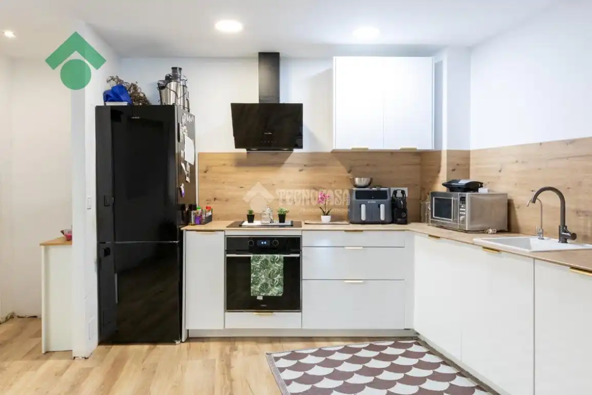 Kitchen of Flat for sale in Nerja  with Air Conditioner, Heating and Furnished