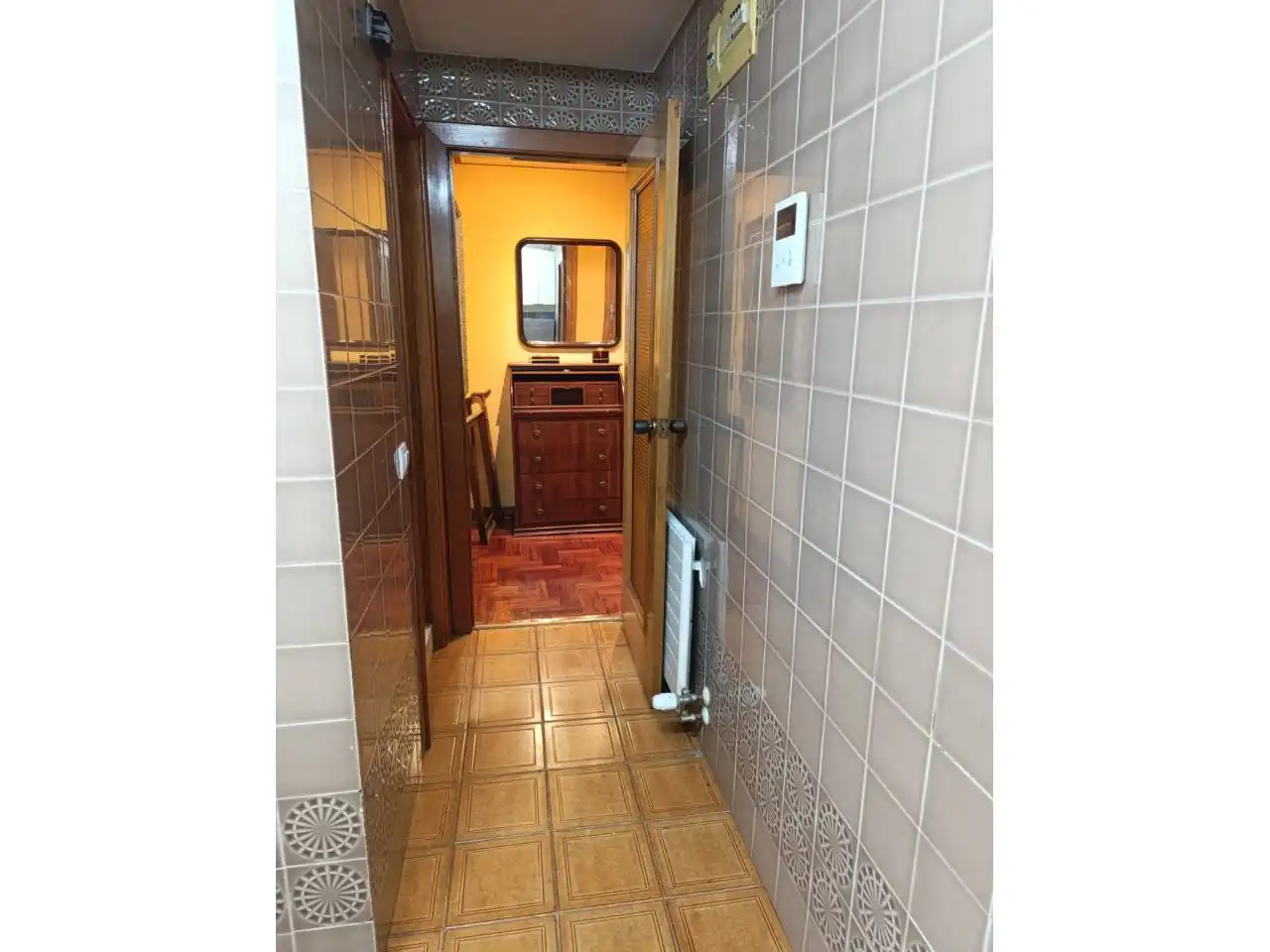 Bany de Pis de lloguer en Oviedo  amb Calefacció, Parquet i Terrassa
