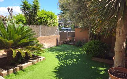 Garten von Einfamilien-Reihenhaus zum verkauf in Castelldefels mit Klimaanlage, Terrasse und Balkon