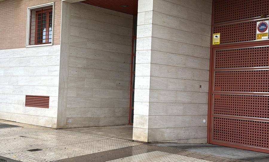 Photo 1 of Apartment to rent in Calle Travesía del Almendro, Maria Auxiliadora - Barriada de Llera, Badajoz