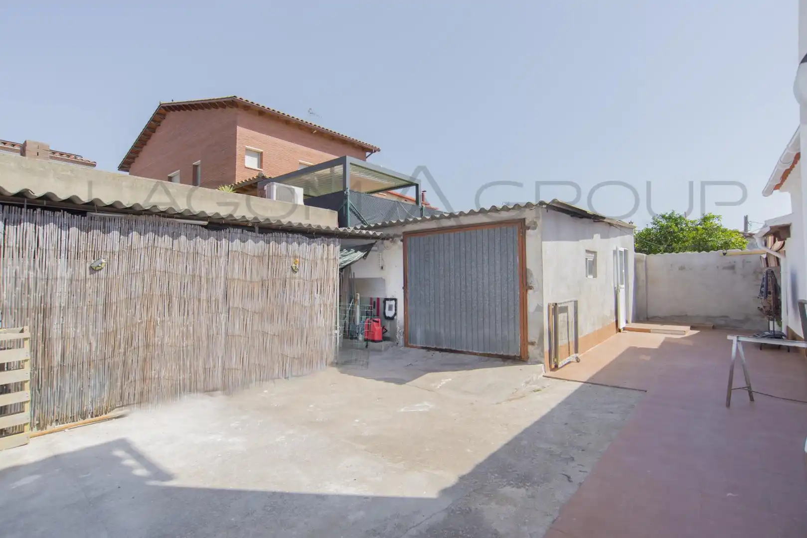 Vista exterior de Finca rústica en venda en Viladecans