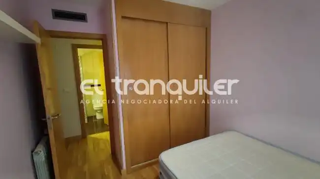Bedroom of Flat for rent in Madrid  with Swimming Pool, Furnished and Washing machine